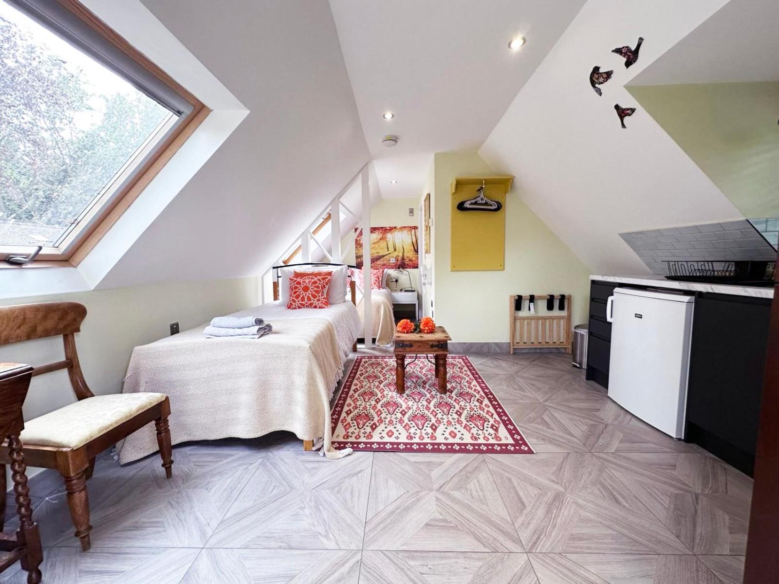 Forest Studio Apt Free Gated Parking On 2 Acres Garden Чизълхърст Екстериор снимка