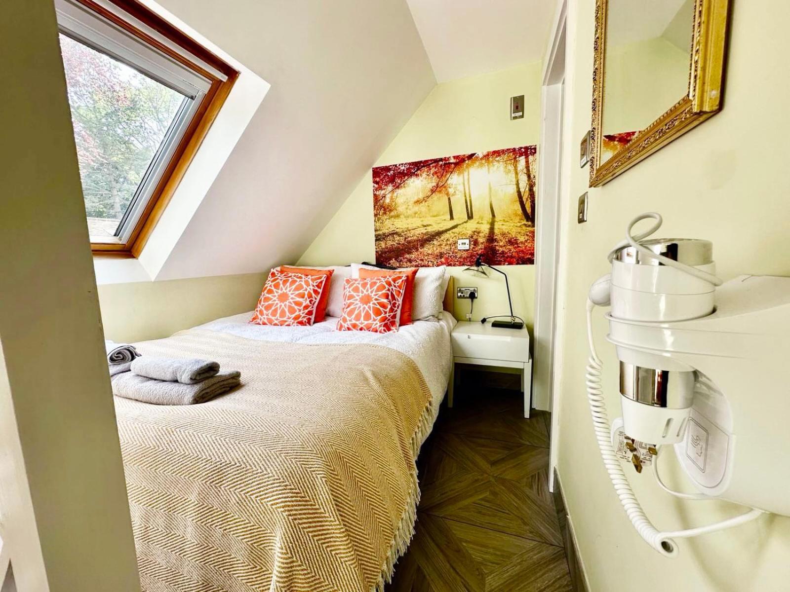 Forest Studio Apt Free Gated Parking On 2 Acres Garden Чизълхърст Екстериор снимка